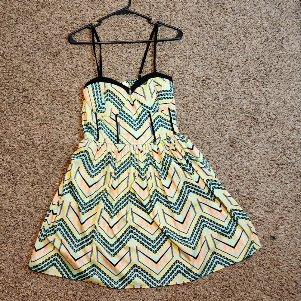Party dress with pockets